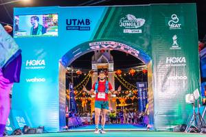 BIB: 410, 189
                            <button type="button" onclick="openModal(21813739)" class="btn btn-primary btn-sm float-right btn-popup" data-toggle="modal" data-target=".modal-high-quality">
                        <i class="fas fa-shopping-cart"></i> Add to Cart
                    </button>
                                            <button type="button" onclick="isThisMe(21813739, true)" class="btn btn-success btn-sm float-right btn-popup btn-isme hidden" data-toggle="tooltip" data-placement="bottom" title="นี่คือรูปของคุณใช่ไหม คลิกที่นี่เพื่อเอาเข้าอัลบั้ม">
                        <i class="fas fa-plus"></i> Add to album
                    </button>
                    <button type="button" onclick="isThisMe(21813739, false)" class="btn btn-warning btn-sm float-right btn-popup btn-isnotme hidden">
                        <i class="fas fa-ban"></i> Remove from album
                    </button>